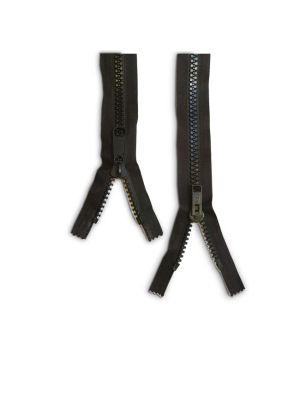 These black bird netting zippers come in multiple sizes 